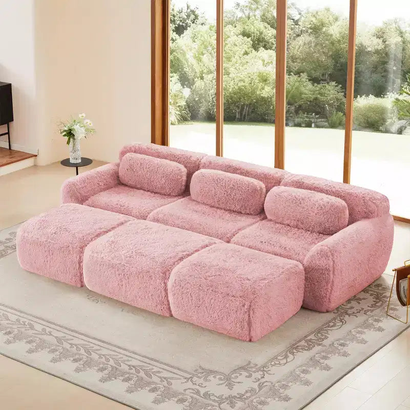Questo divano a tre posti con poggiapiedi, imbottito con schiuma ad alta densità 32D, non richiede montaggio ed è dotato di una base antiscivolo, il che lo rende la scelta ideale per il soggiorno o la sala home theater.