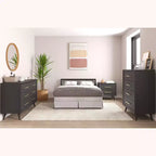 Comodino a 2 cassetti Cranbrook per cameretta o camera da letto, cassetti grandi, realizzato in robusto legno di pino, atossico, finitura sicura per bambini