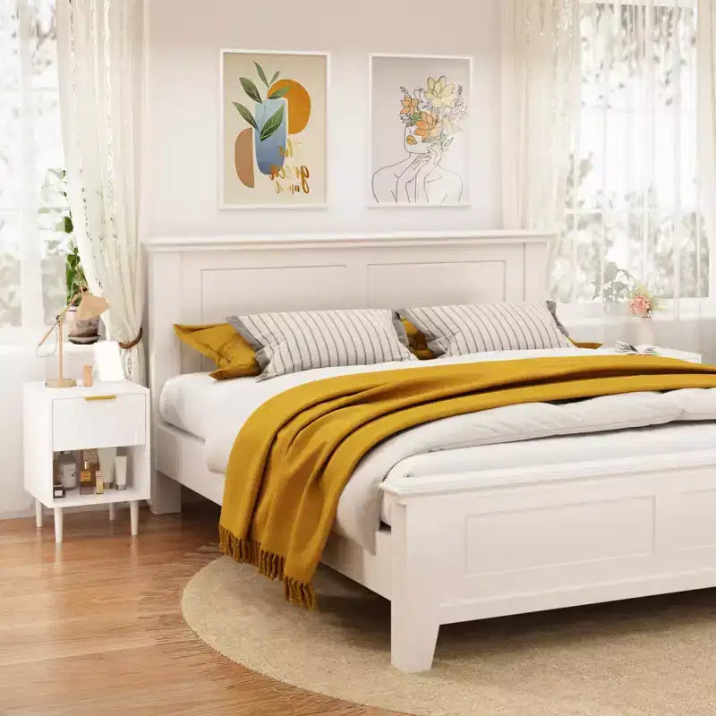 Comodino Moderno Bianco da 58 cm H con un Cassetto e Ripiano Aperto, Maniglia con Accenti Dorati, Ideale per l'Arredamento della Camera da Letto