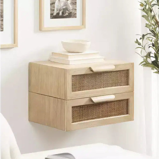 Tavolino sospeso in rattan